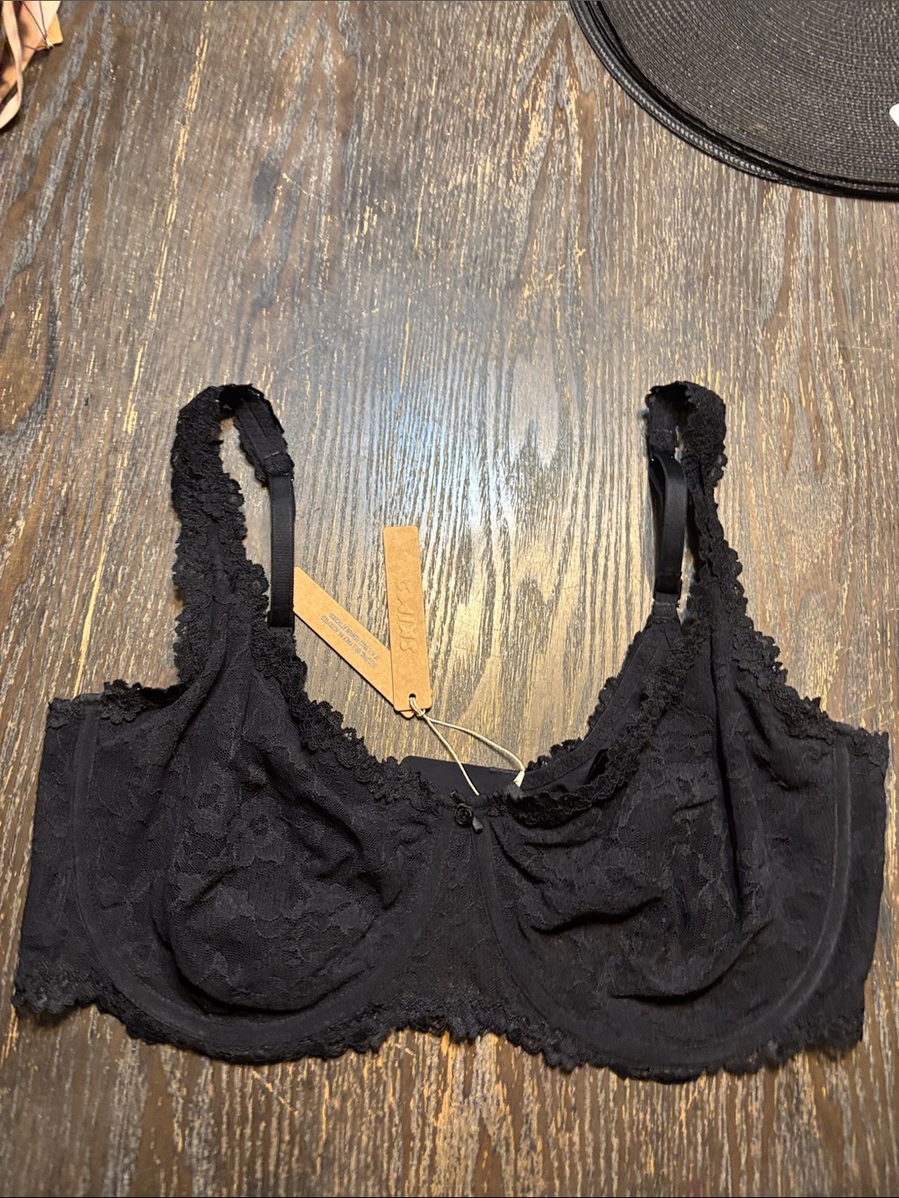SKIMS Black Lace trim stretch unlined full coverage Underwire Bra soot 38DDD NWT